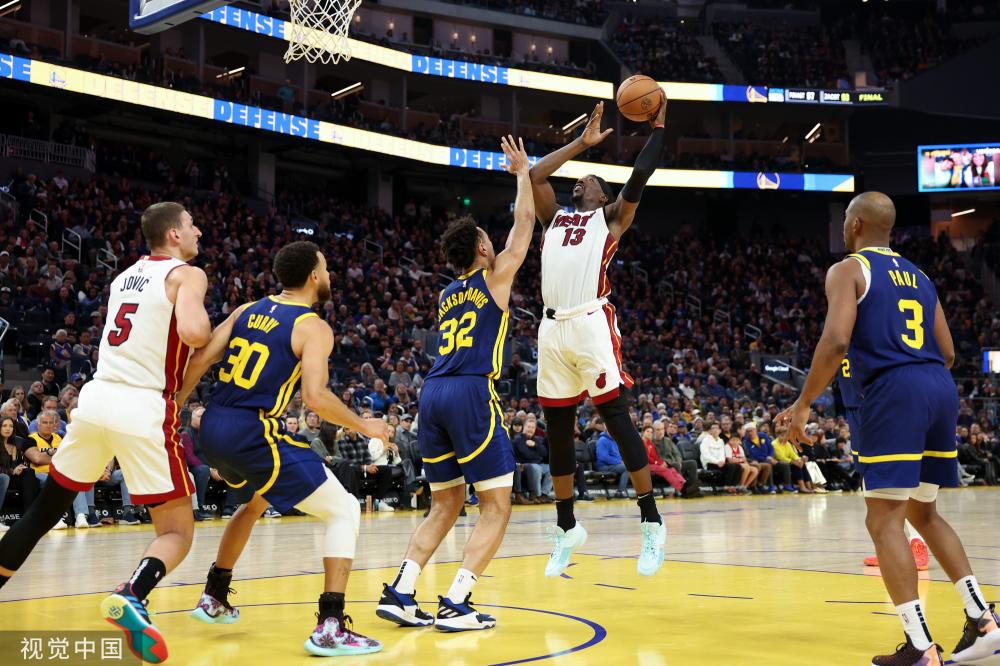 伊和加克波 伊和加克波