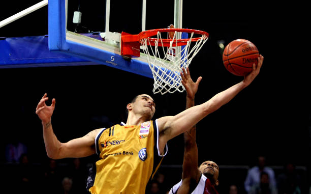 西方社会中 西方社会中